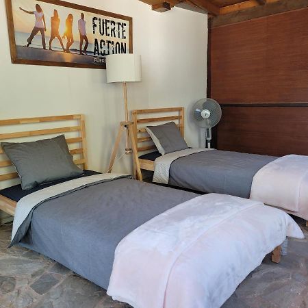 Fuerte Action Guest House Κόστα Κάλμα Εξωτερικό φωτογραφία
